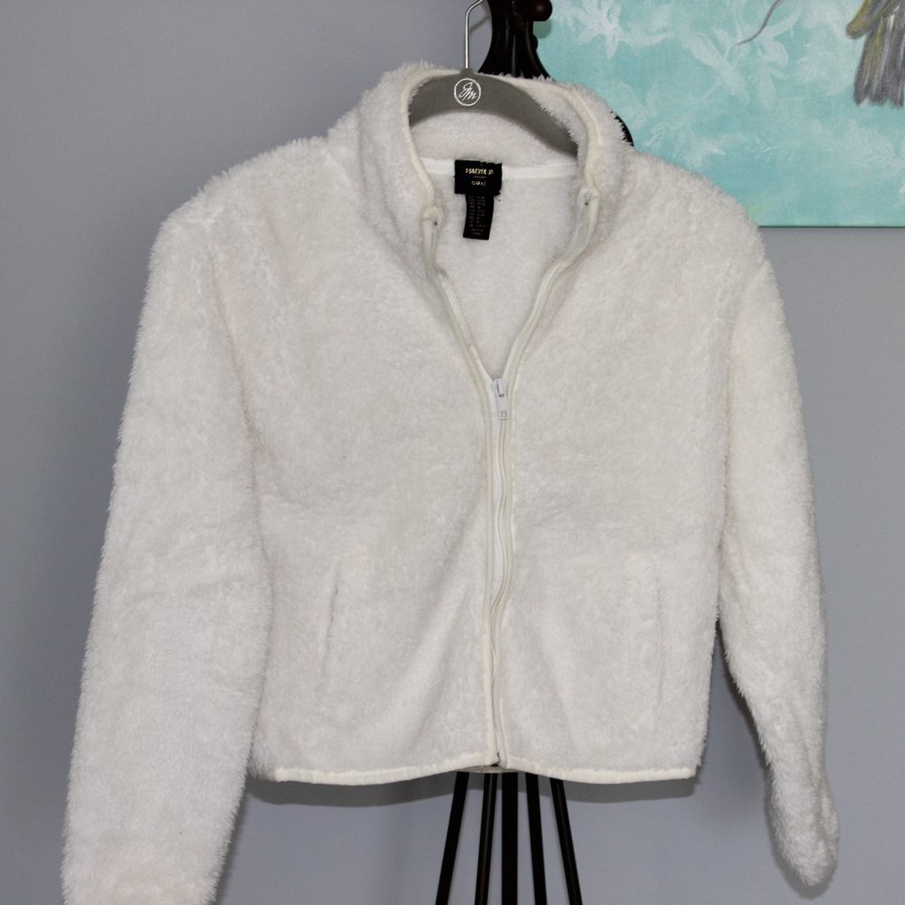 Forever 21 Girls Off-White Fluffy Jacket -S 9/10